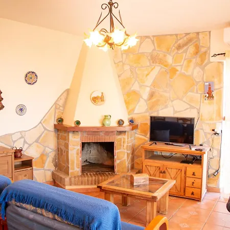 Holiday home Alegre Y Ole *